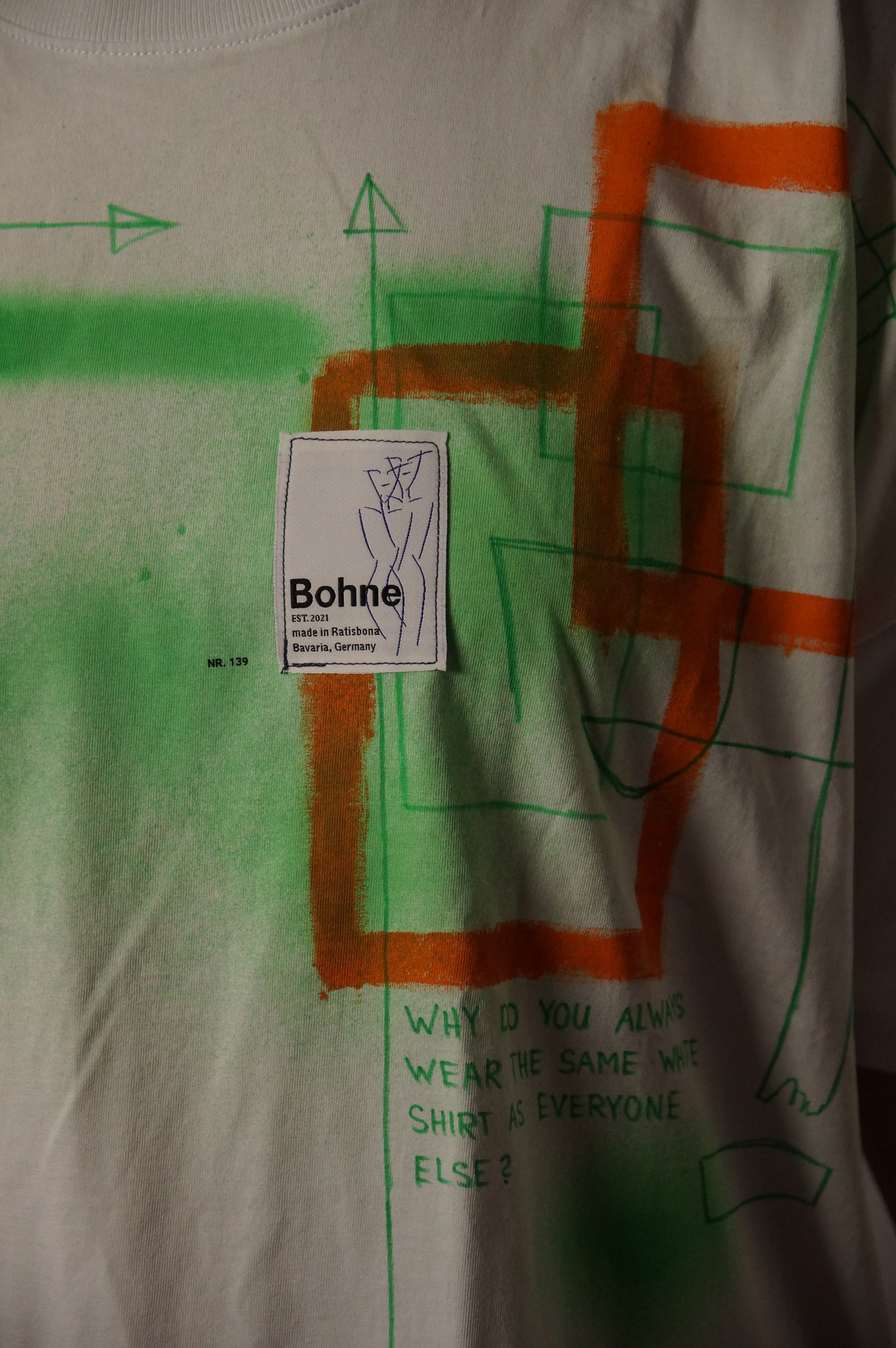 Handbemaltes T-Shirt aus Bio-Baumwolle | Nr.139