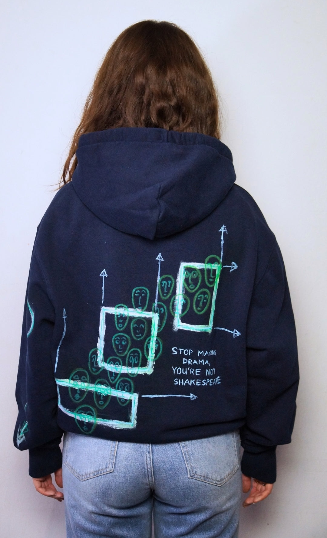 Handbemalter Hoodie aus Bio-Baumwolle | S