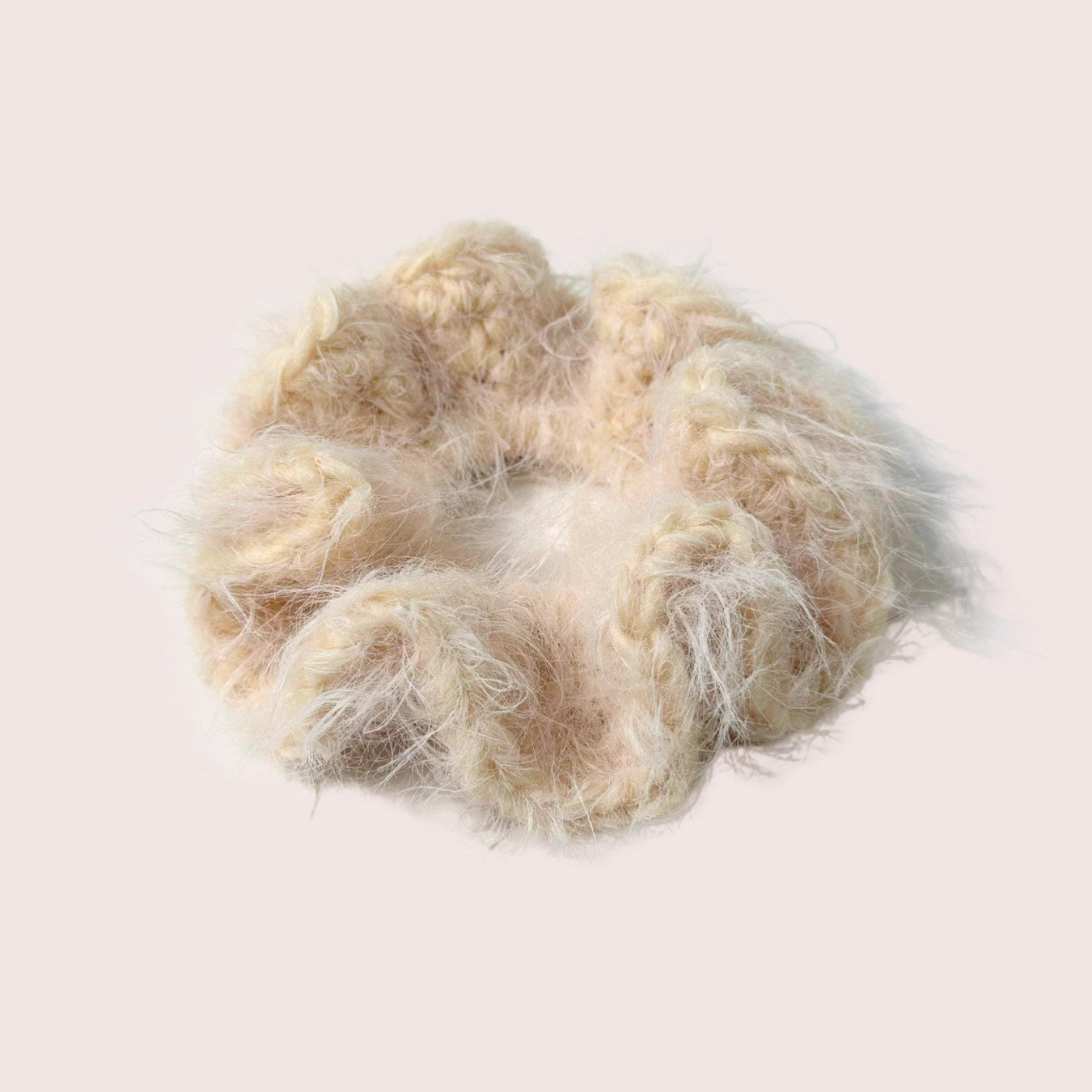 Fuzzy Loop | gehäkeltes Haargummi aus Merino Wollmix
