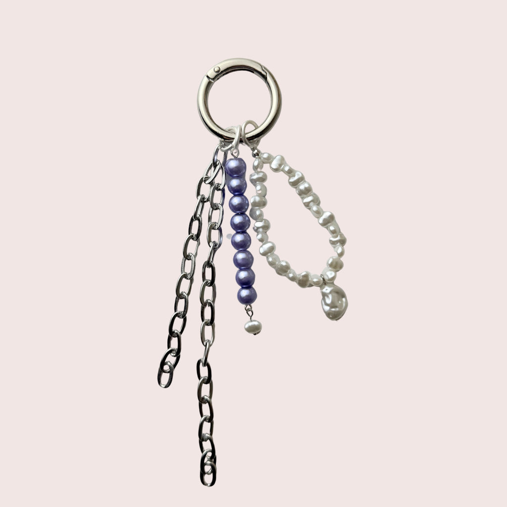 Schlüsselanhänger, Taschenanhänger, Hosenanhänger, Accessoires mit Perlen in silber Nr.5