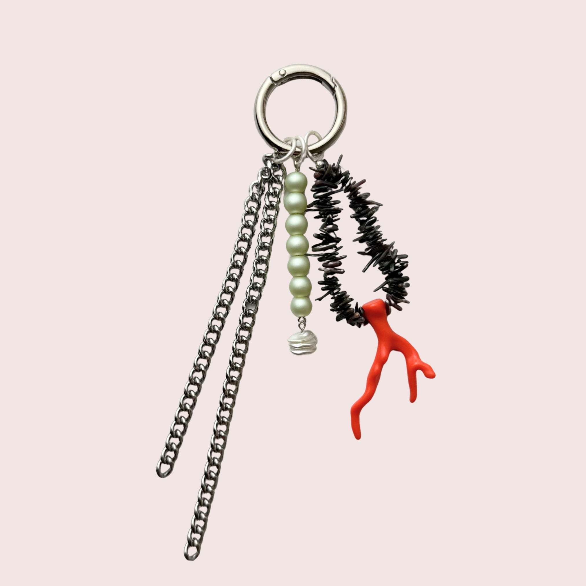 Schlüsselanhänger, Taschenanhänger, Hosenanhänger, Accessoires mit Perlen in silber Nr.8