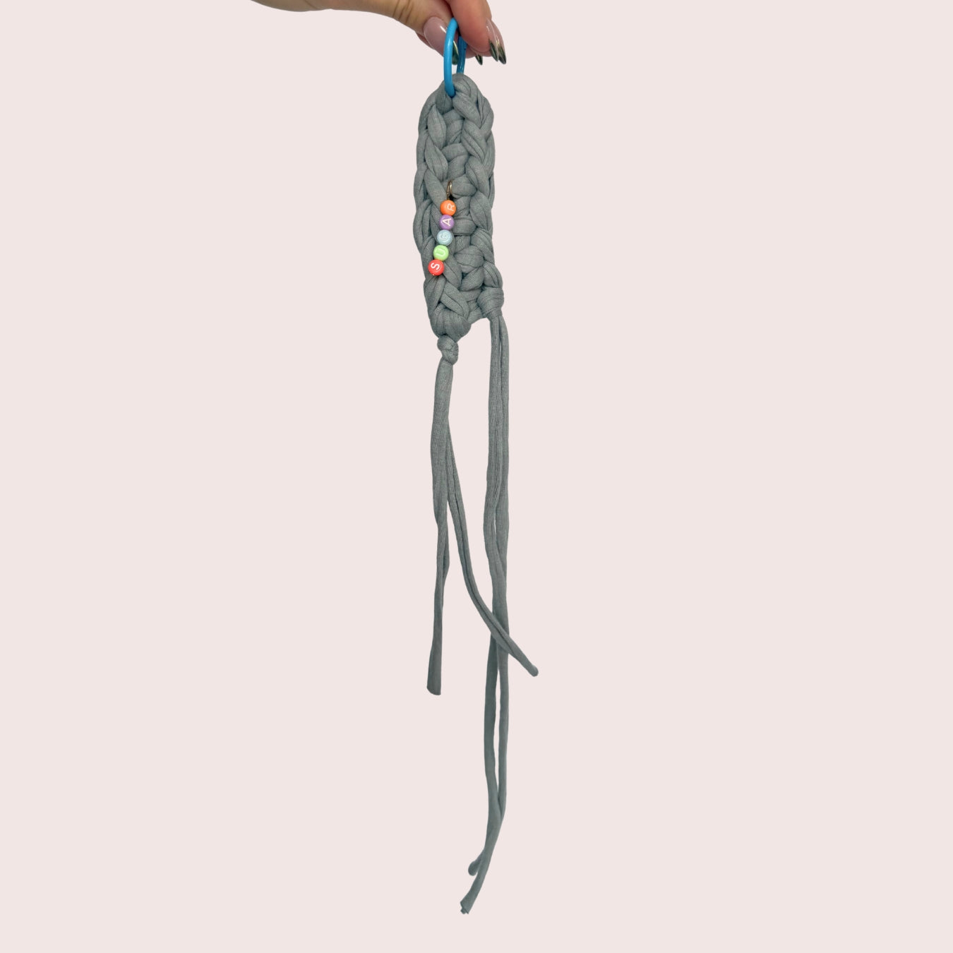 Schlüsselanhänger, Taschenanhänger, Hosenanhänger, Accessoires in grau Nr.1