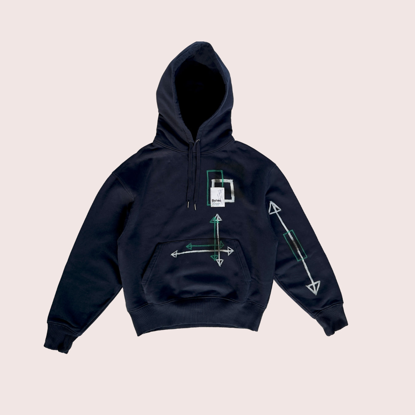 handbemalter oversized Kapuzen Hoodie mit Motiven in dunkelblau grün freigestellt