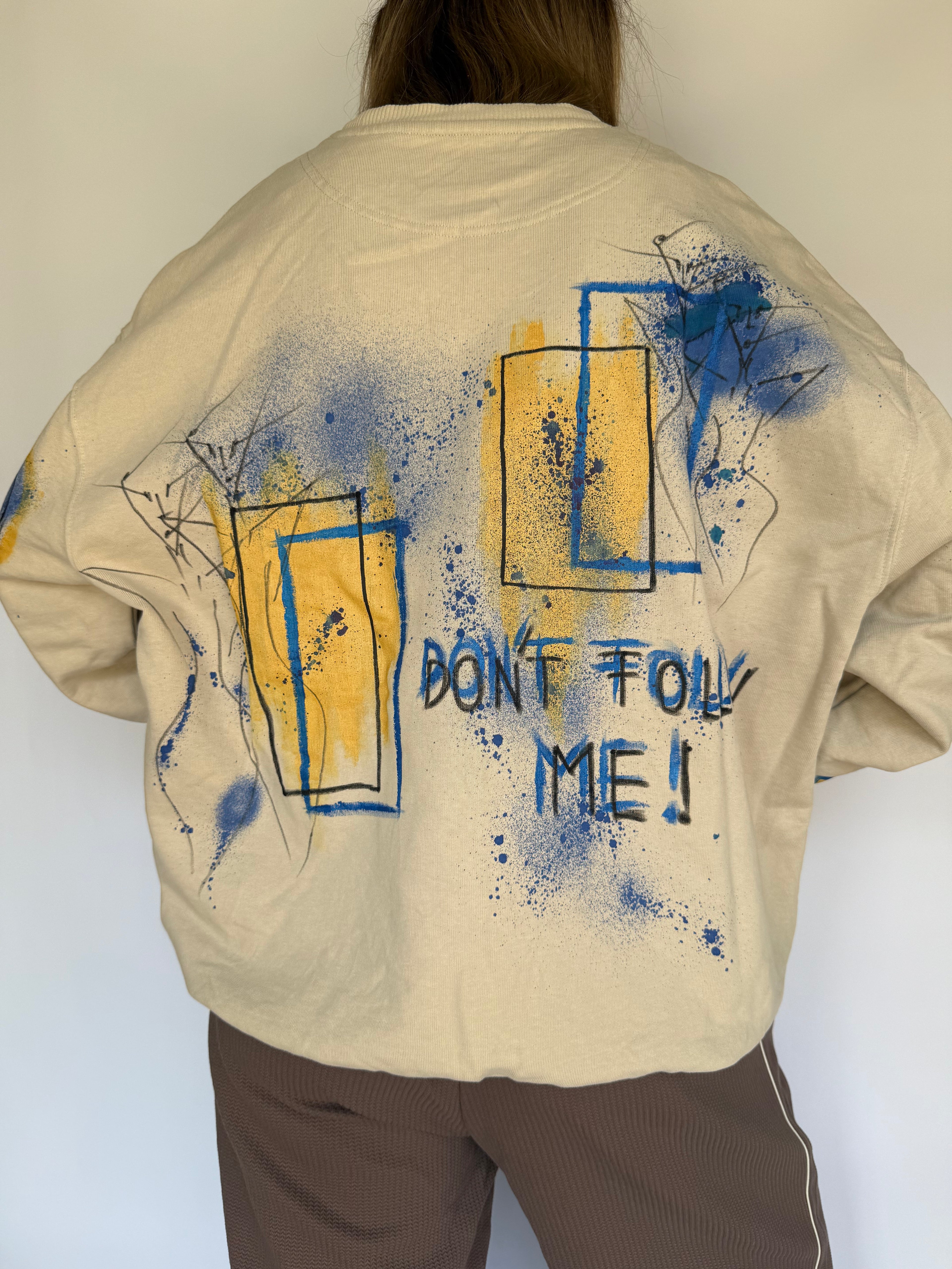 Handbemaltes Sweatshirt aus Bio-Baumwolle | L