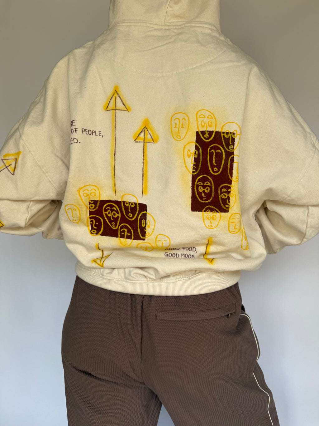 Handbemalter Hoodie aus Bio-Baumwolle | S