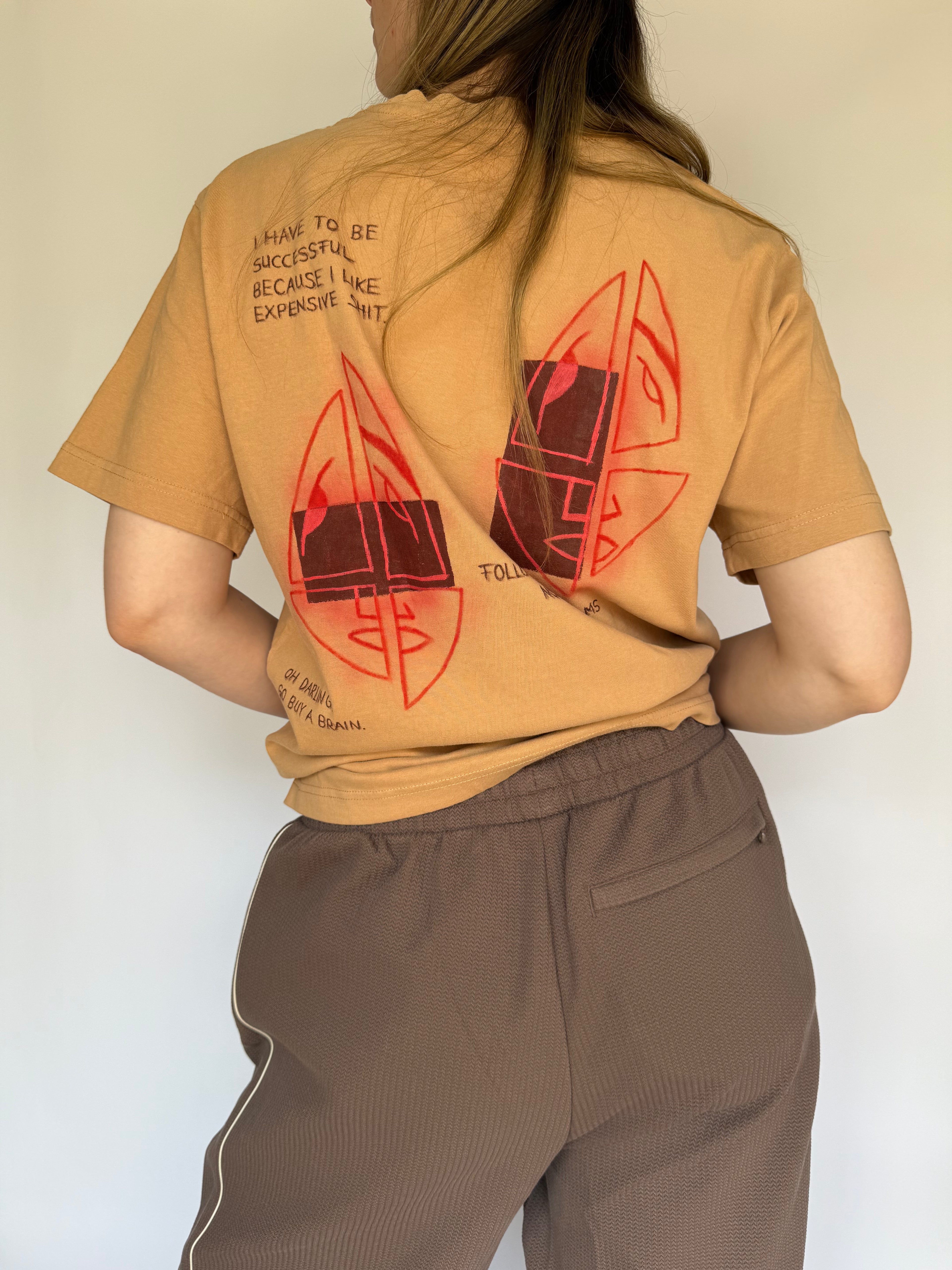 Handbemaltes T-Shirt aus Bio-Baumwolle | S