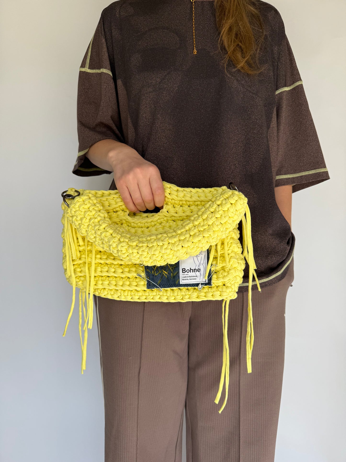 Crochet B-BAG aus recyceltem T-Shirt-Garn | gelb
