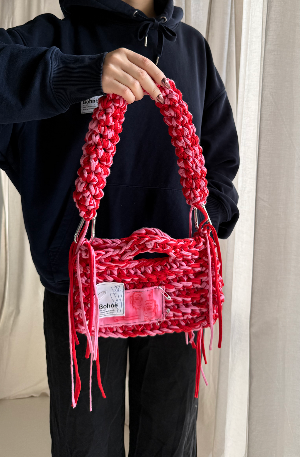 Crochet B-BAG aus recyceltem T-Shirt-Garn | rot, rosa