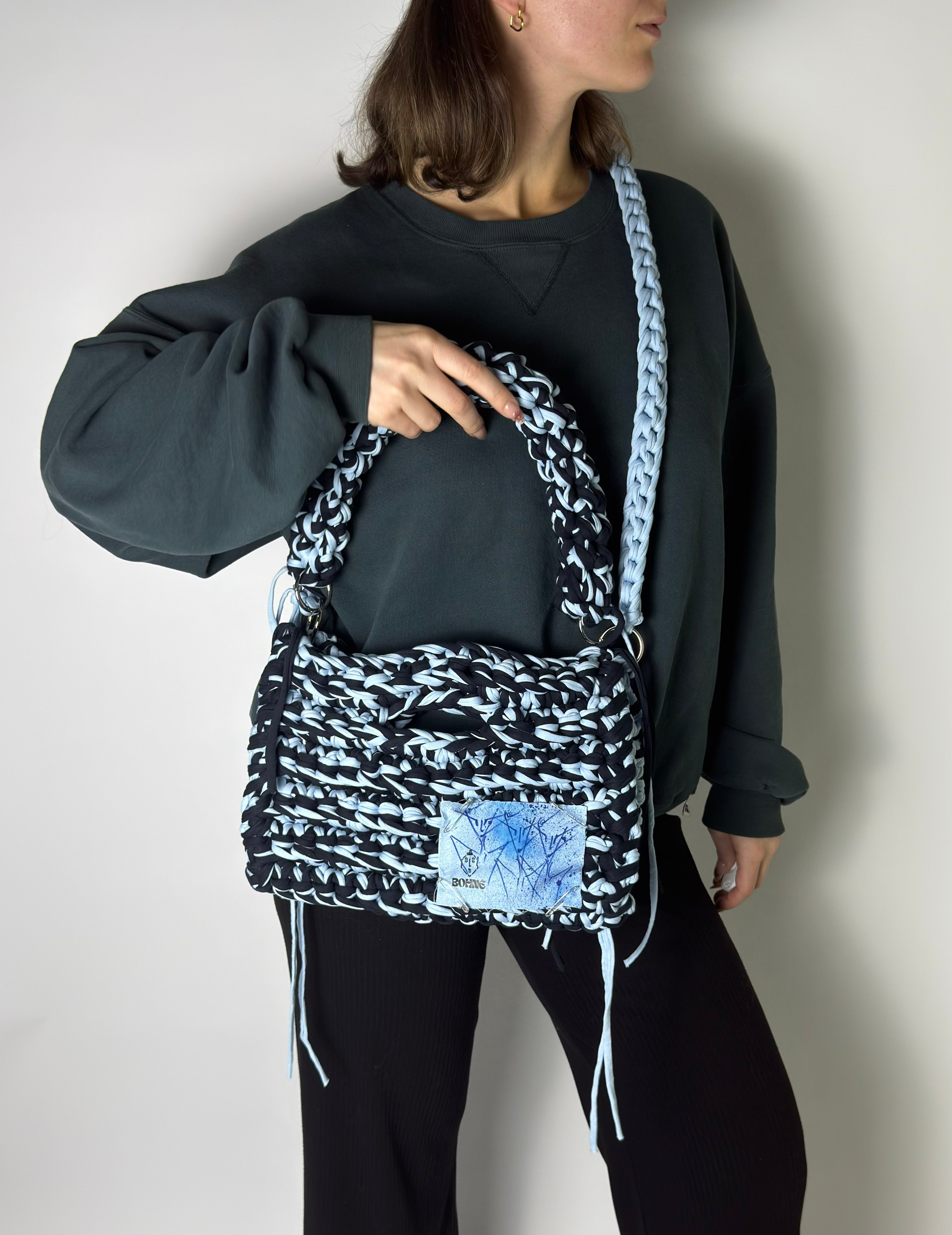 MODUL Azure | handgehäkelte Tasche aus Recyclinggarn