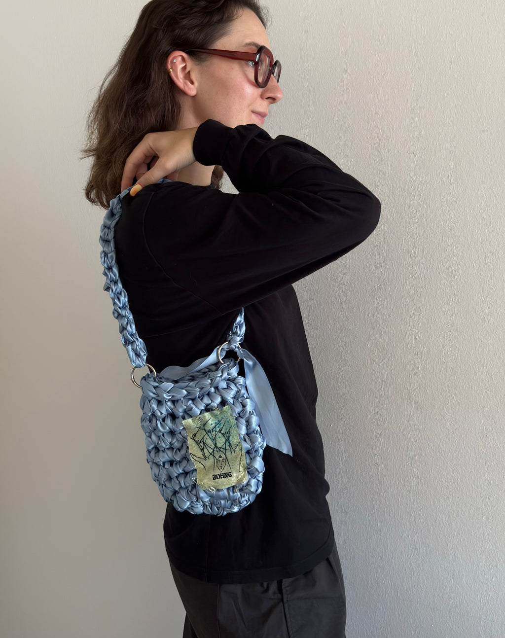 RIBBON Sky | Handgehäkelte Tasche aus Satinband