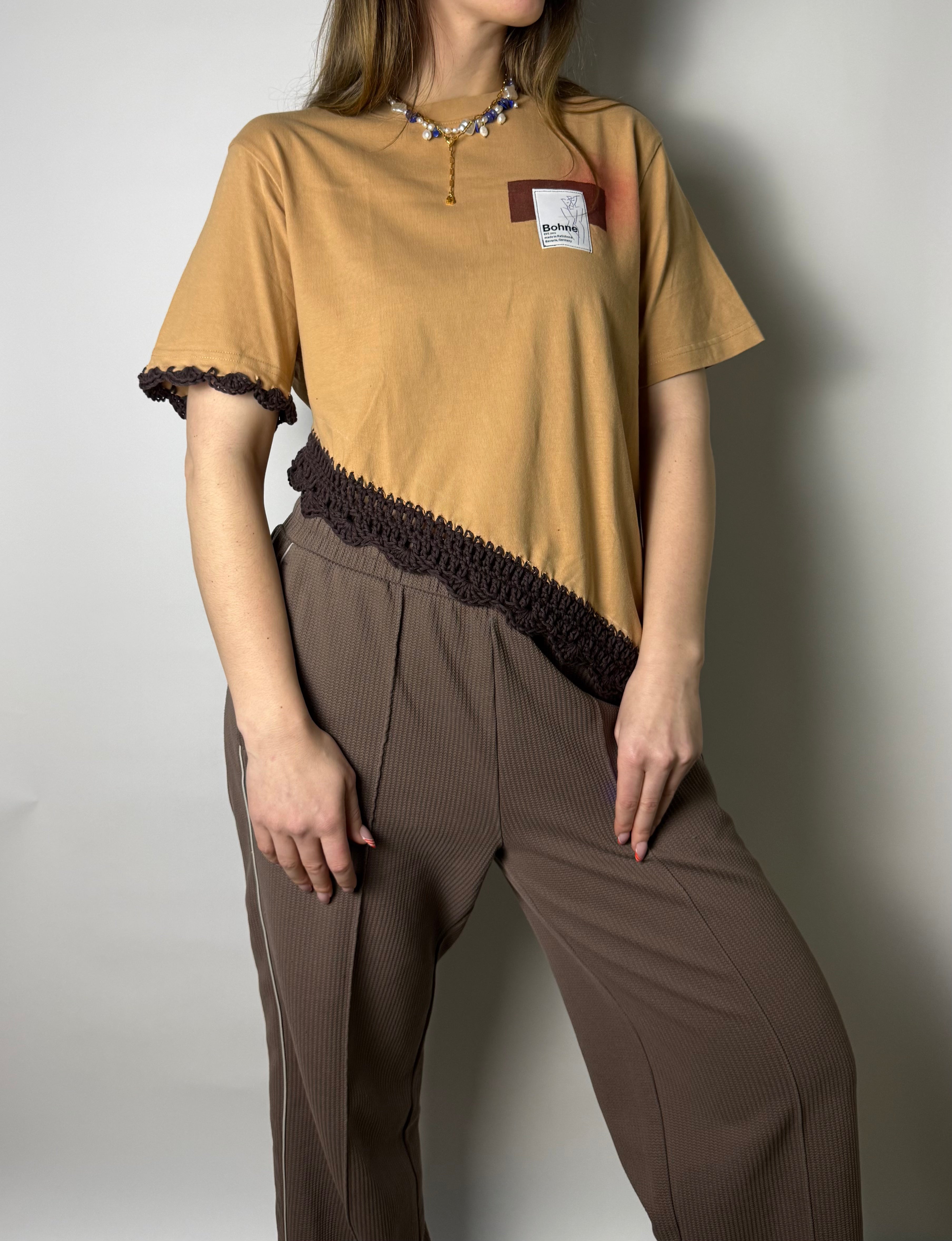 Upcycling Artwear | Relaxed T-Shirt | Braun / Rot | S