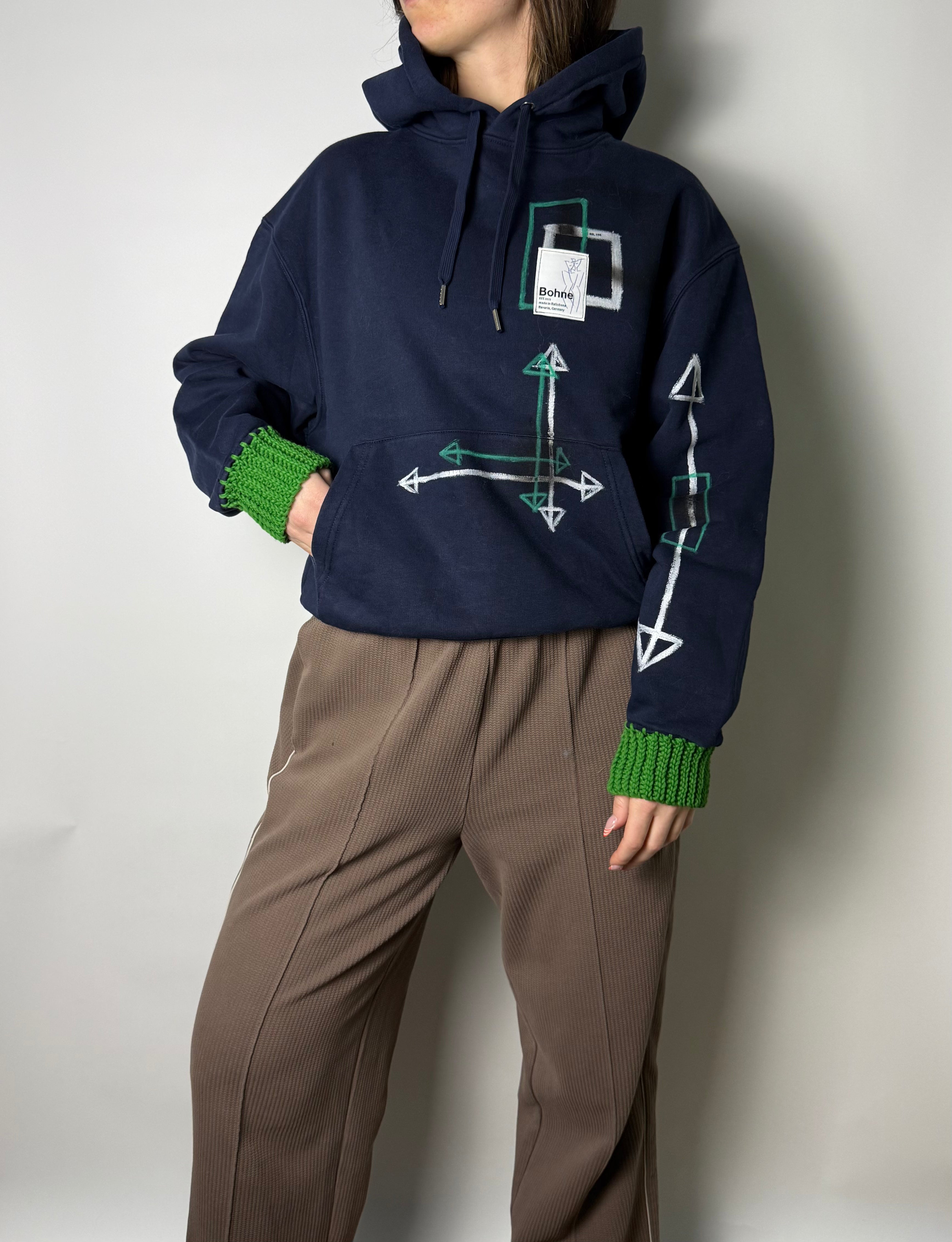 Upcycling Artwear Oversize Hoodie | Grün / Weiß | S