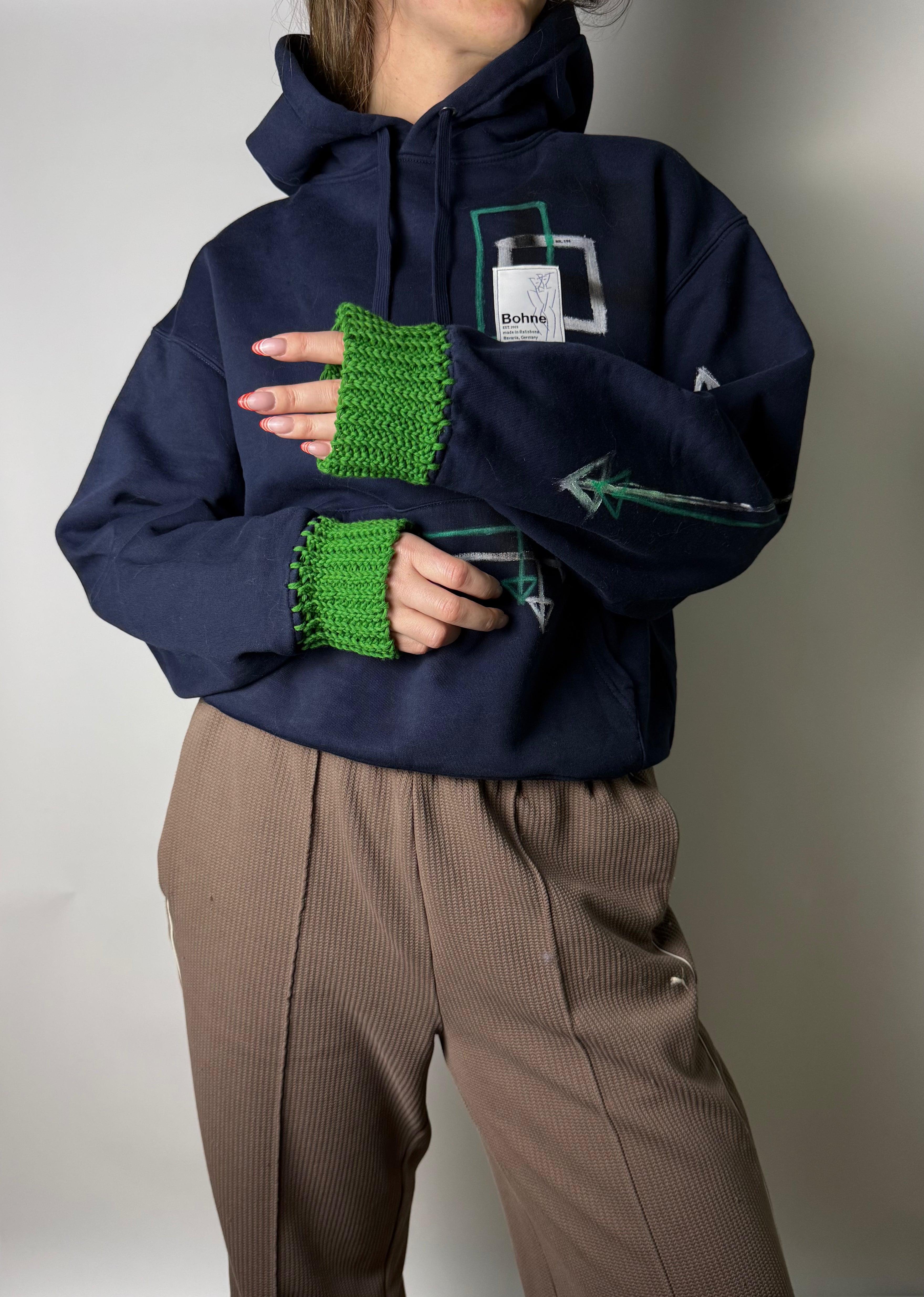 Upcycling Artwear Oversize Hoodie | Grün / Weiß | S