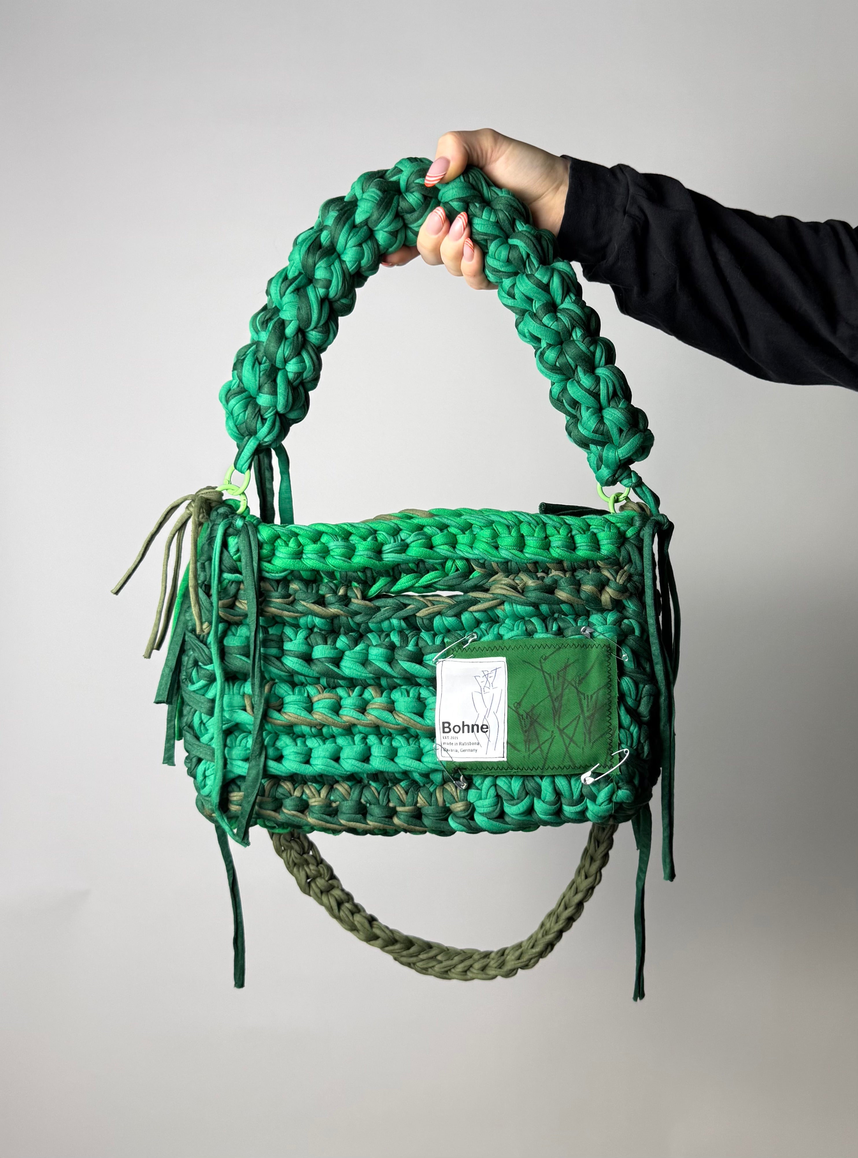 MODUL Moss | handgehäkelte Tasche aus Recyclinggarn