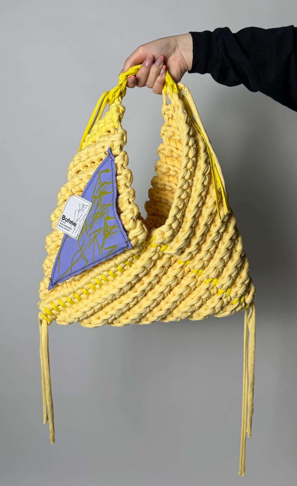 TRIA Butter Yellow XL | handgehäkelte Tasche aus Recyclinggarn