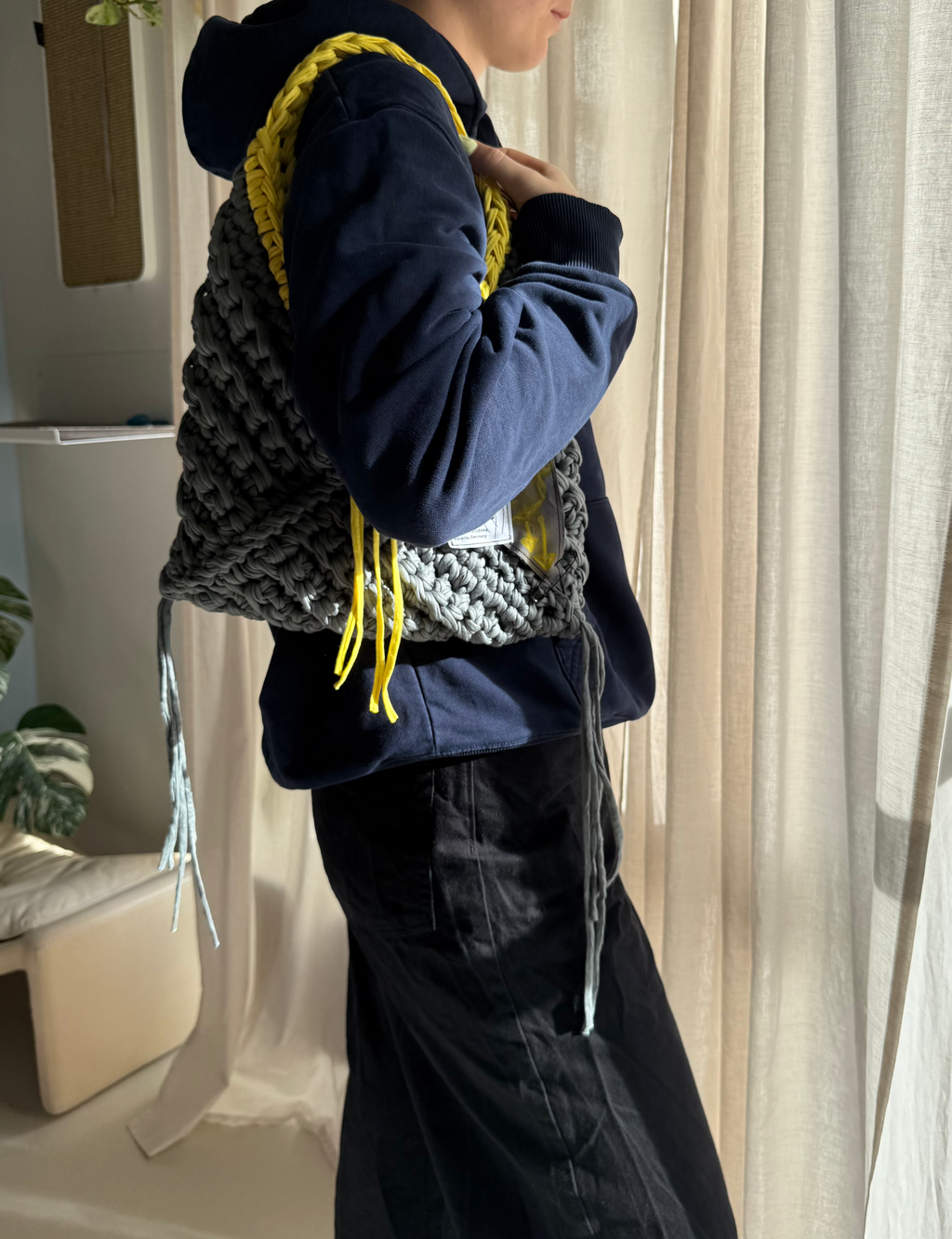 Crochet B-BAG aus recyceltem T-Shirt-Garn | hellblau