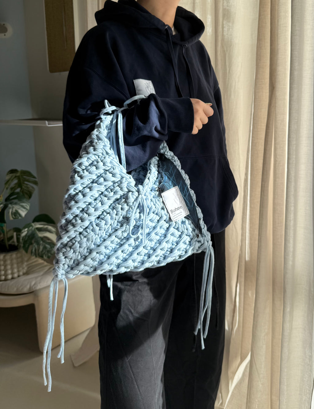 Crochet B-BAG aus recyceltem T-Shirt-Garn | hellblau