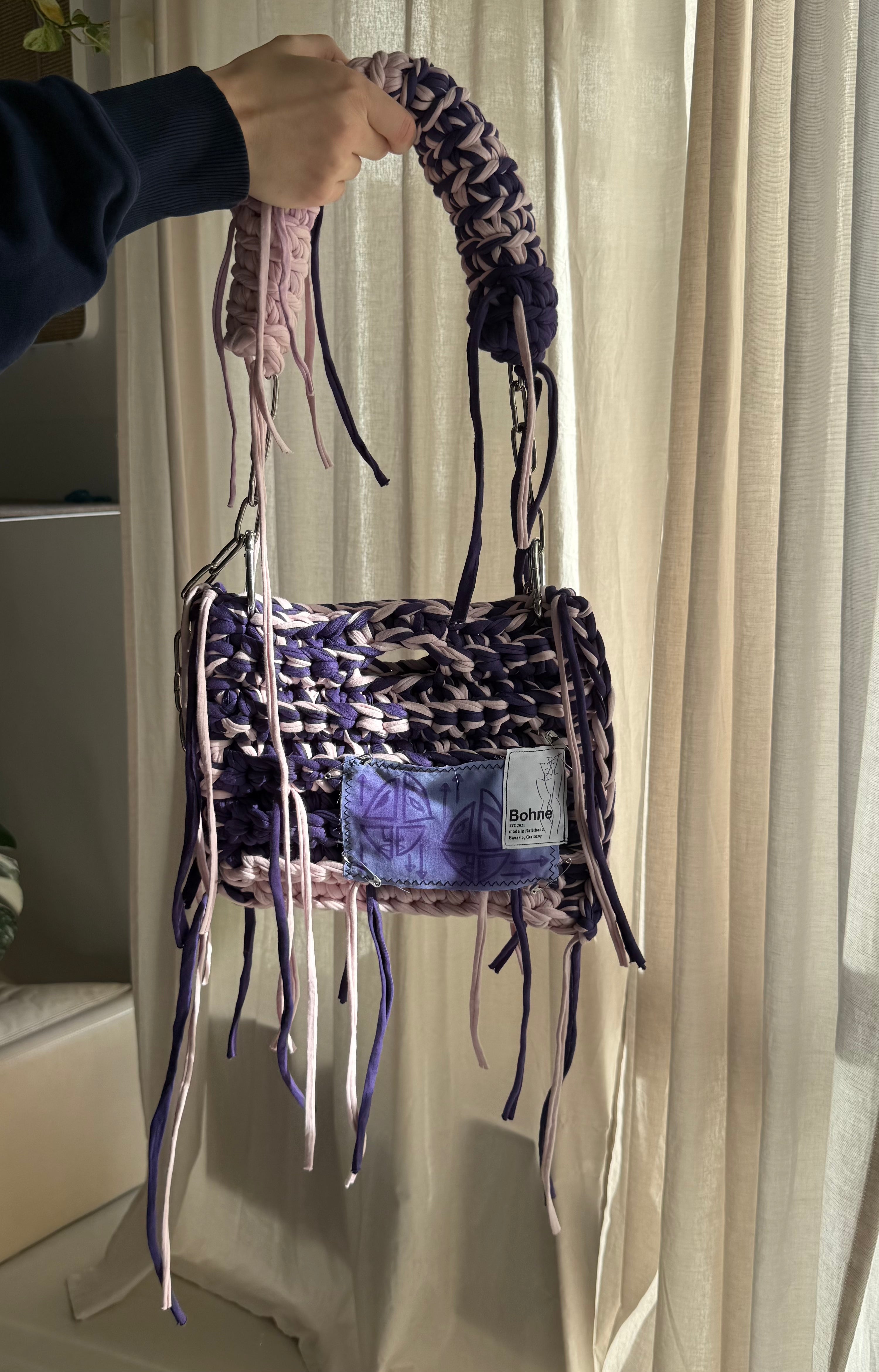 Crochet B-BAG aus recyceltem T-Shirt-Garn | violett, rose