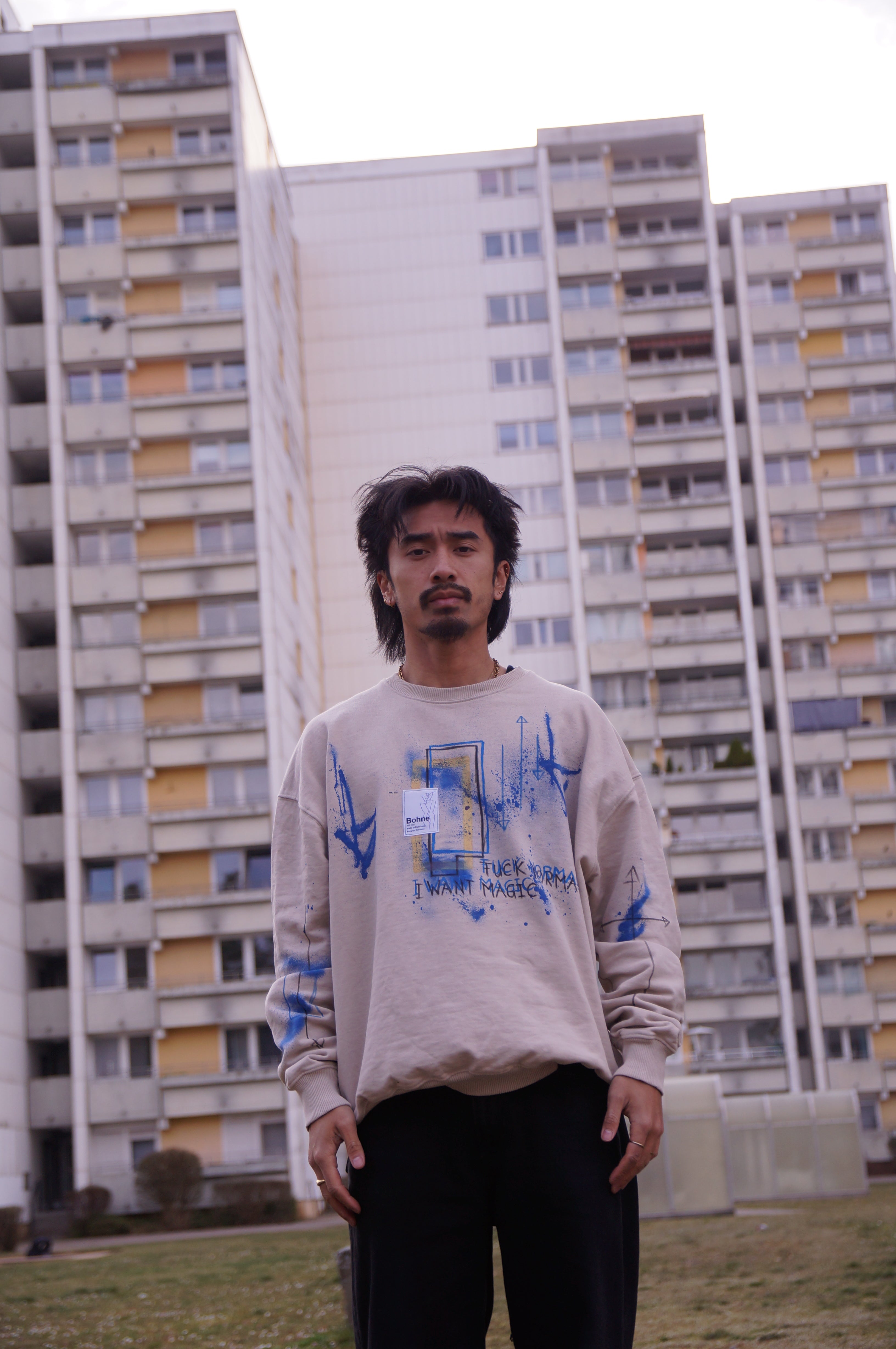 Handbemaltes Sweatshirt aus Bio-Baumwolle | L