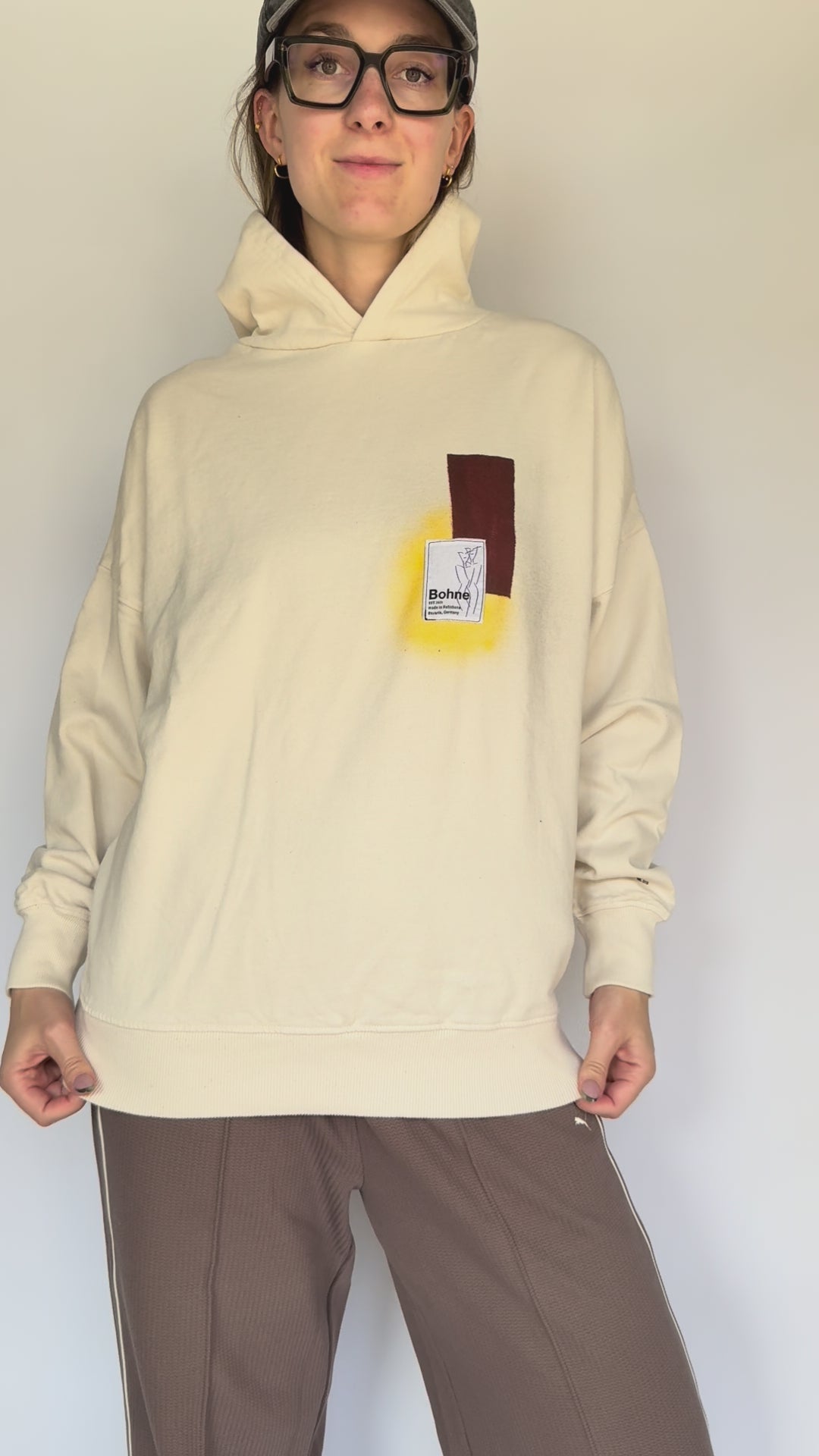 Handbemalter Hoodie aus Bio-Baumwolle | S