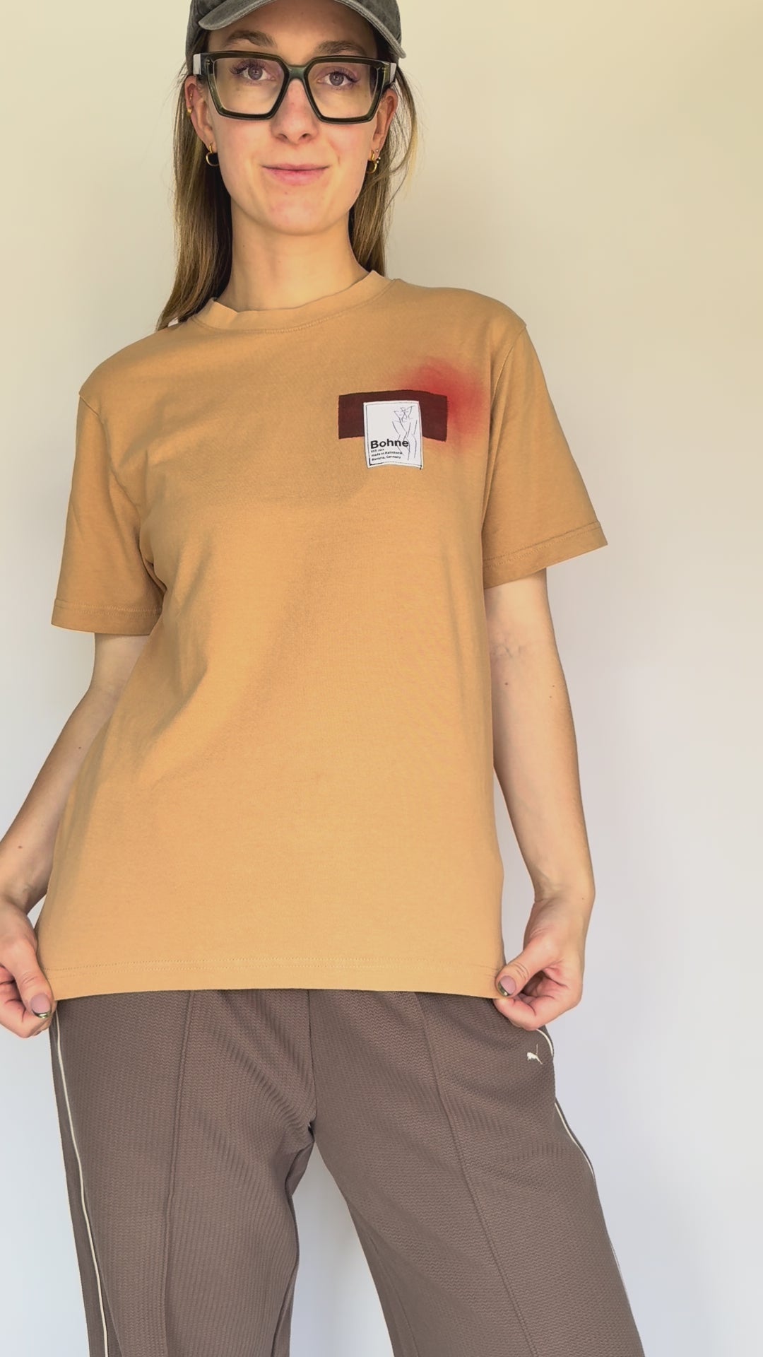 Handbemaltes T-Shirt aus Bio-Baumwolle | S