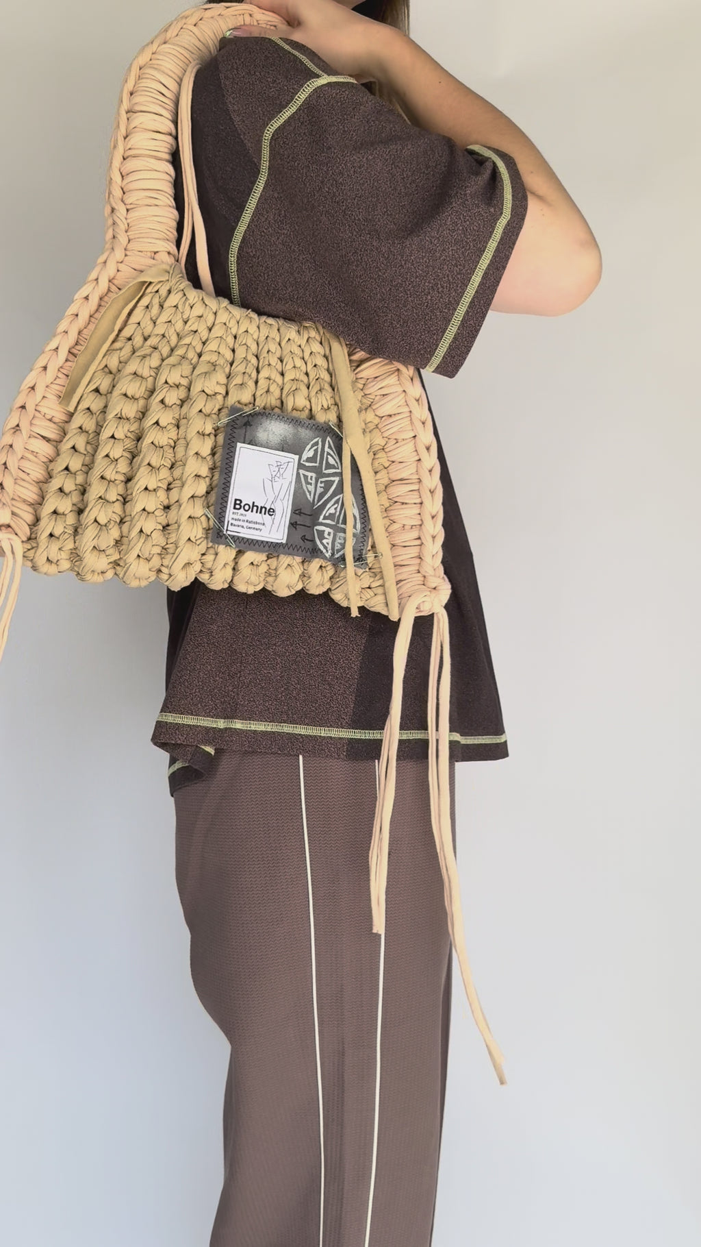 Crochet B-BAG aus recyceltem T-Shirt-Garn | beige