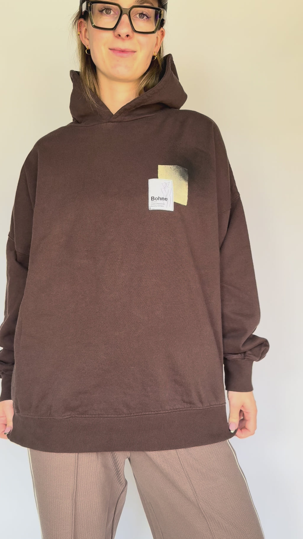 Handbemalter Hoodie aus Bio-Baumwolle | L